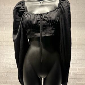 Fiesta‎ Black Puff Sleeve Crop Top